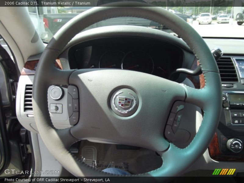 Titanium Metallic / Titanium 2006 Cadillac DTS