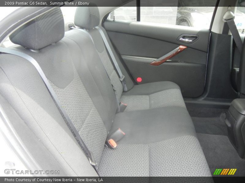 Summit White / Ebony 2009 Pontiac G6 Sedan