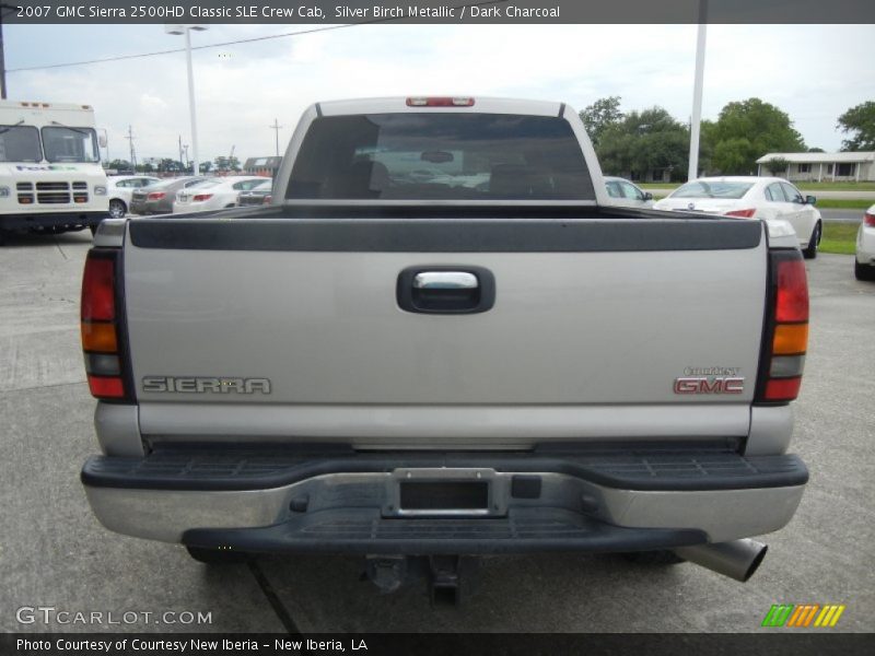 Silver Birch Metallic / Dark Charcoal 2007 GMC Sierra 2500HD Classic SLE Crew Cab