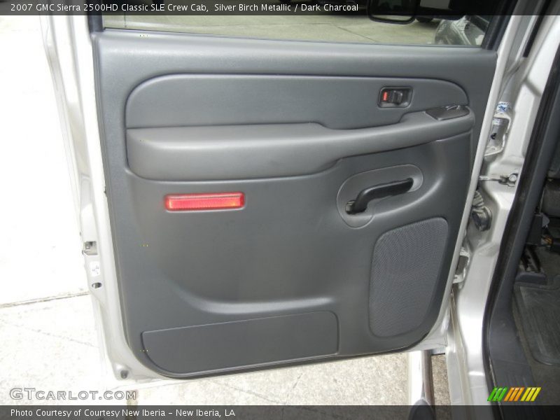 Silver Birch Metallic / Dark Charcoal 2007 GMC Sierra 2500HD Classic SLE Crew Cab