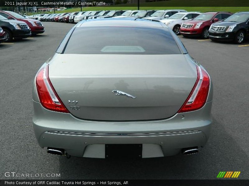 Cashmere Metallic / Cashew/Truffle 2011 Jaguar XJ XJ