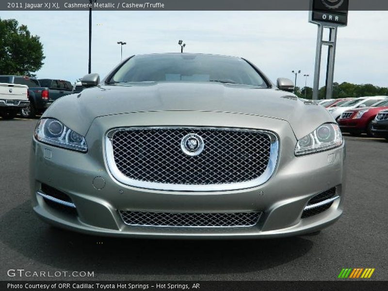 Cashmere Metallic / Cashew/Truffle 2011 Jaguar XJ XJ