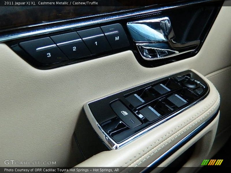 Cashmere Metallic / Cashew/Truffle 2011 Jaguar XJ XJ