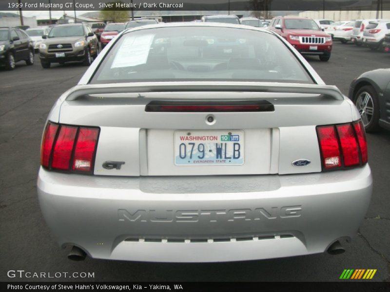 Silver Metallic / Dark Charcoal 1999 Ford Mustang GT Coupe