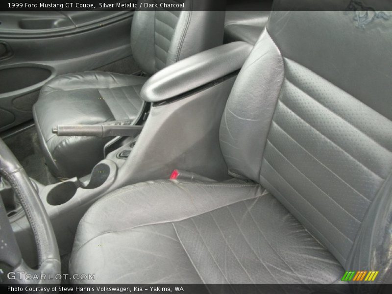 Silver Metallic / Dark Charcoal 1999 Ford Mustang GT Coupe