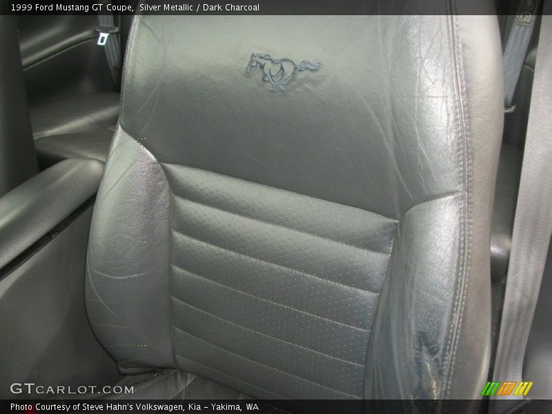 Silver Metallic / Dark Charcoal 1999 Ford Mustang GT Coupe