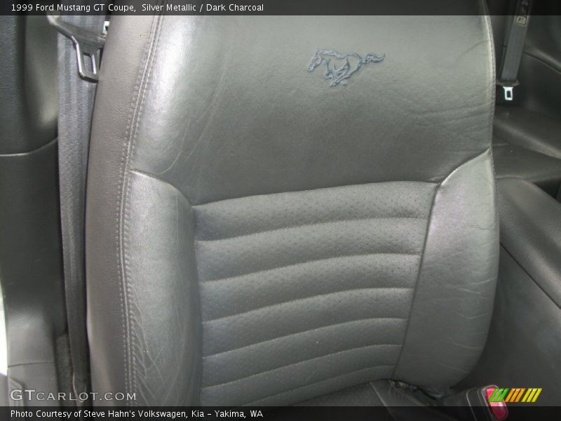 Silver Metallic / Dark Charcoal 1999 Ford Mustang GT Coupe