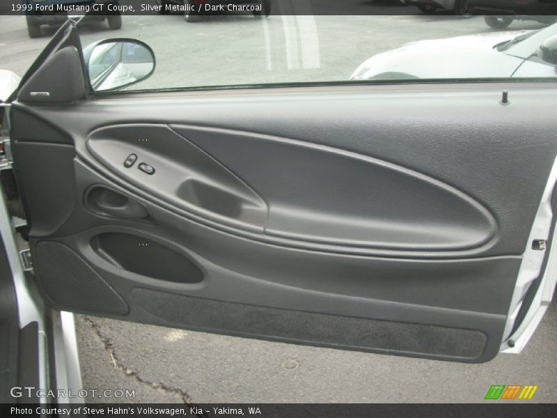 Silver Metallic / Dark Charcoal 1999 Ford Mustang GT Coupe