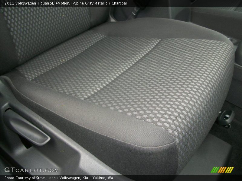 Alpine Gray Metallic / Charcoal 2011 Volkswagen Tiguan SE 4Motion