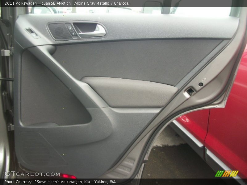 Alpine Gray Metallic / Charcoal 2011 Volkswagen Tiguan SE 4Motion