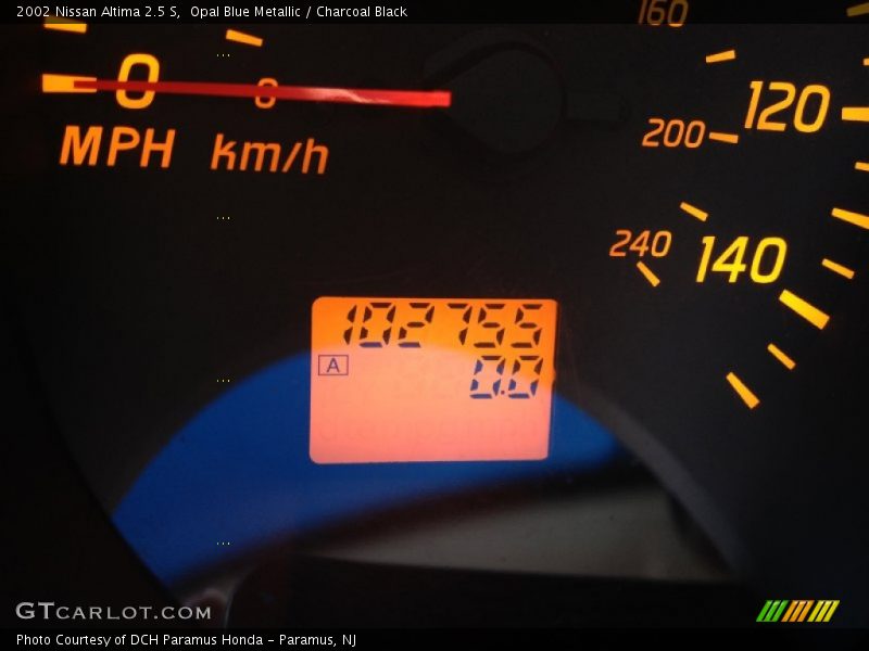 Opal Blue Metallic / Charcoal Black 2002 Nissan Altima 2.5 S