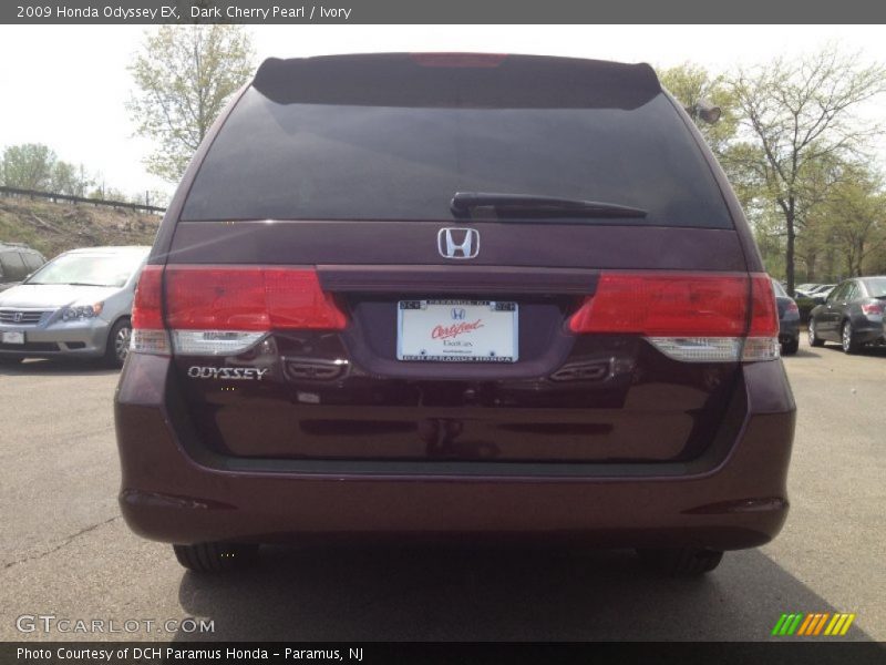 Dark Cherry Pearl / Ivory 2009 Honda Odyssey EX