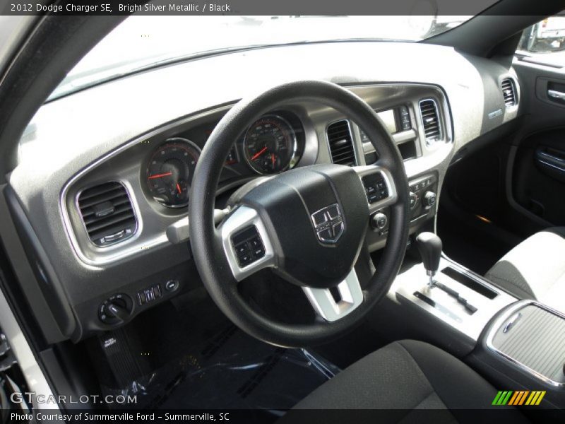 Bright Silver Metallic / Black 2012 Dodge Charger SE