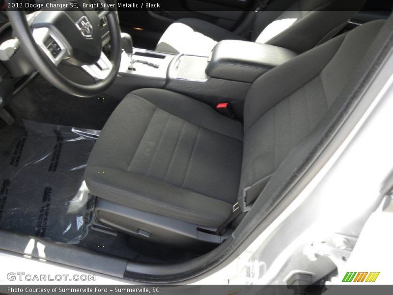 Bright Silver Metallic / Black 2012 Dodge Charger SE