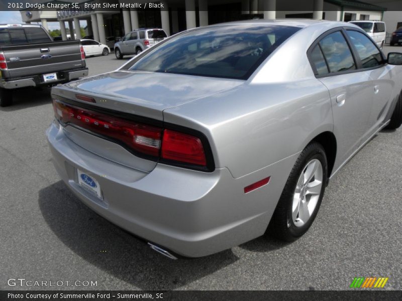 Bright Silver Metallic / Black 2012 Dodge Charger SE
