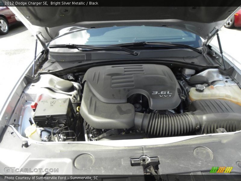 Bright Silver Metallic / Black 2012 Dodge Charger SE