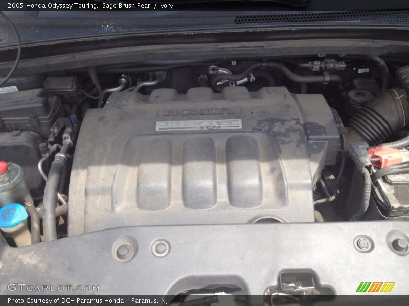 Sage Brush Pearl / Ivory 2005 Honda Odyssey Touring