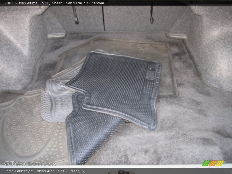 Sheer Silver Metallic / Charcoal 2005 Nissan Altima 3.5 SL
