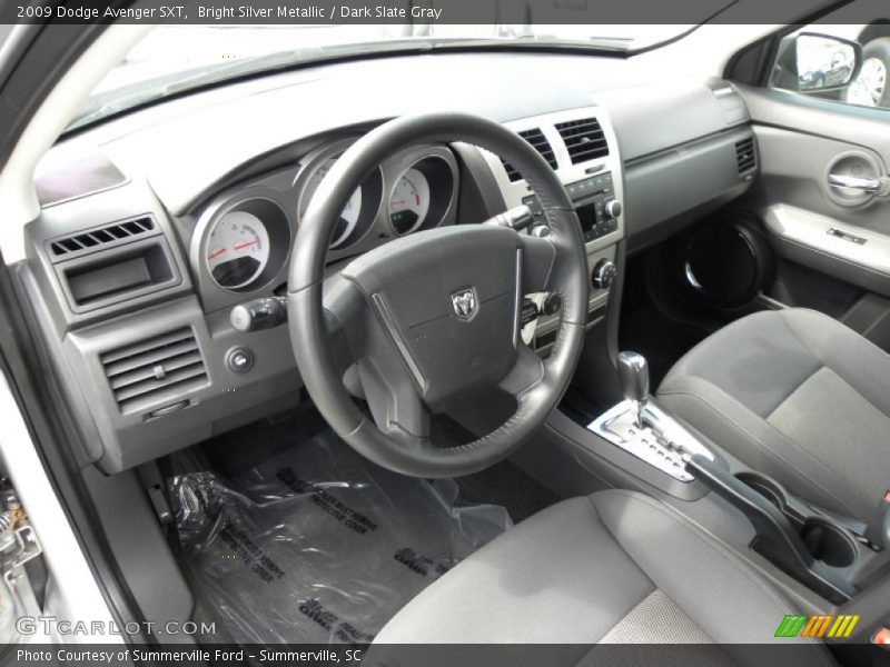 Bright Silver Metallic / Dark Slate Gray 2009 Dodge Avenger SXT