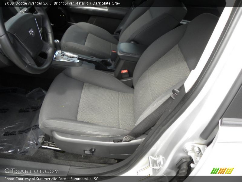 Bright Silver Metallic / Dark Slate Gray 2009 Dodge Avenger SXT
