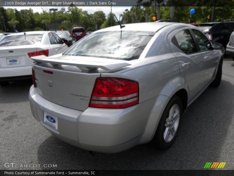 Bright Silver Metallic / Dark Slate Gray 2009 Dodge Avenger SXT