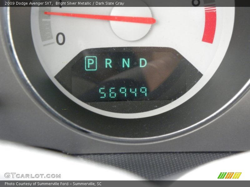 Bright Silver Metallic / Dark Slate Gray 2009 Dodge Avenger SXT