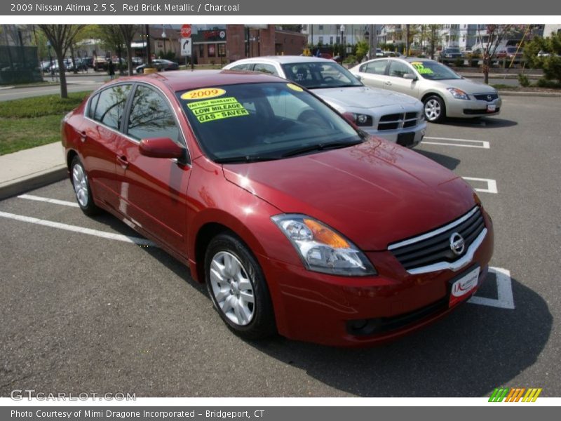 Red Brick Metallic / Charcoal 2009 Nissan Altima 2.5 S
