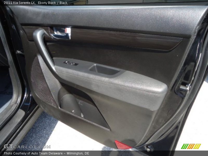Ebony Black / Black 2011 Kia Sorento LX