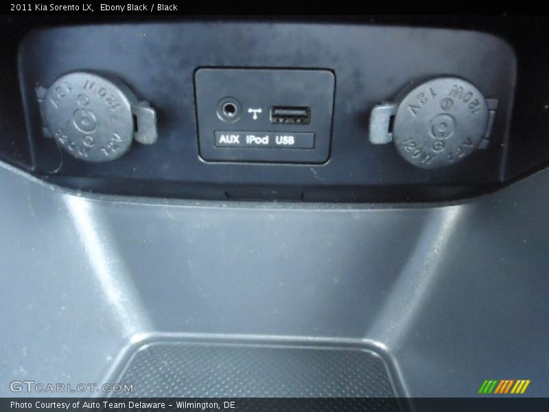 Ebony Black / Black 2011 Kia Sorento LX
