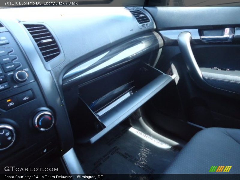 Ebony Black / Black 2011 Kia Sorento LX
