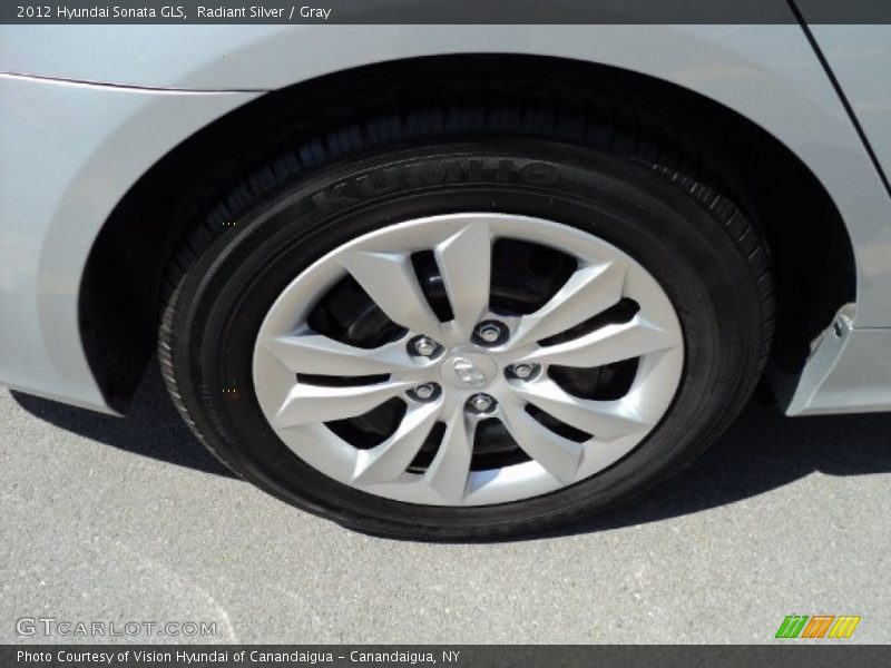 Radiant Silver / Gray 2012 Hyundai Sonata GLS
