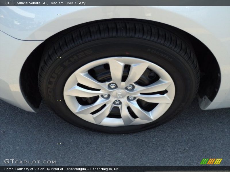 Radiant Silver / Gray 2012 Hyundai Sonata GLS
