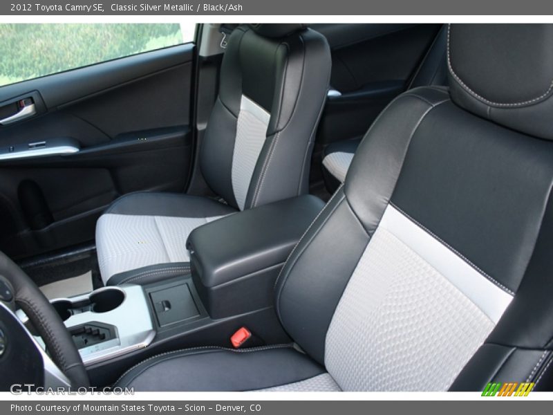 Classic Silver Metallic / Black/Ash 2012 Toyota Camry SE