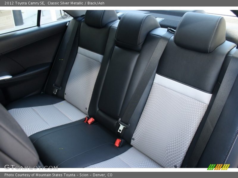 Classic Silver Metallic / Black/Ash 2012 Toyota Camry SE