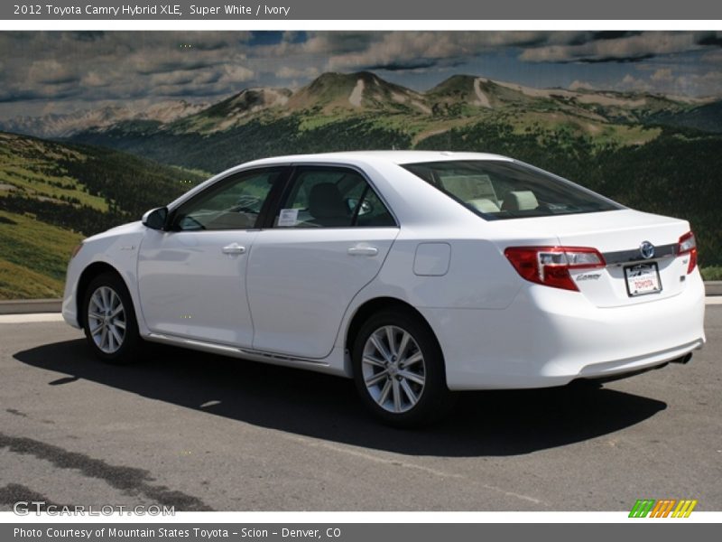 Super White / Ivory 2012 Toyota Camry Hybrid XLE
