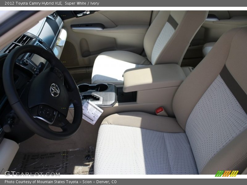 Super White / Ivory 2012 Toyota Camry Hybrid XLE
