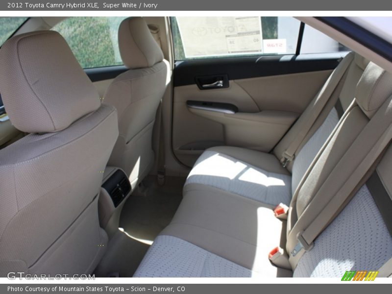 Super White / Ivory 2012 Toyota Camry Hybrid XLE