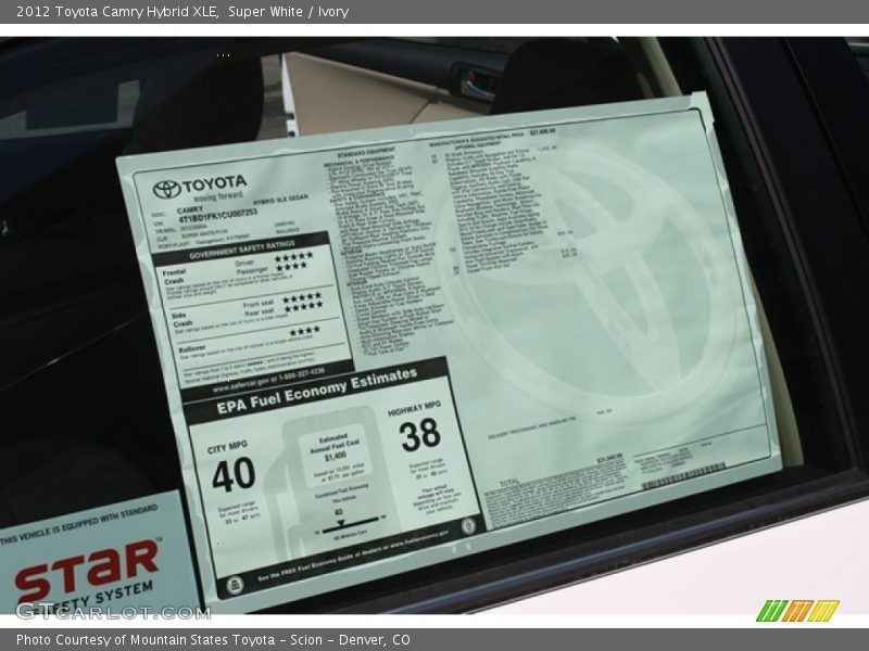 Super White / Ivory 2012 Toyota Camry Hybrid XLE