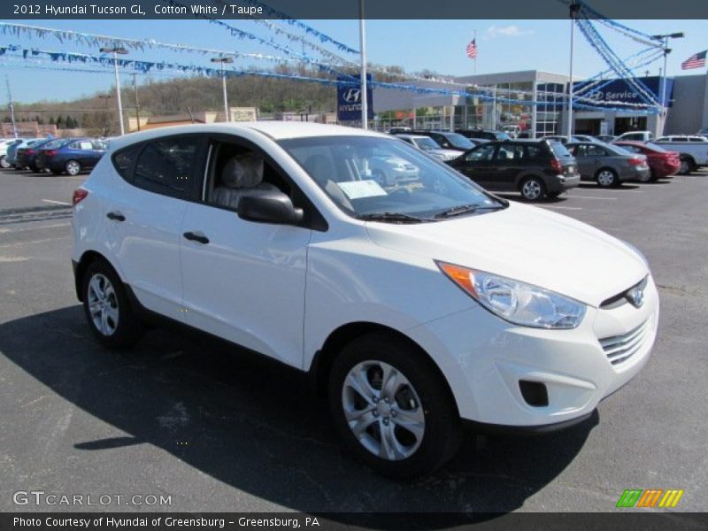 Cotton White / Taupe 2012 Hyundai Tucson GL
