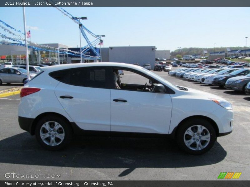 Cotton White / Taupe 2012 Hyundai Tucson GL