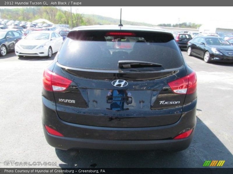 Ash Black / Taupe 2012 Hyundai Tucson GL