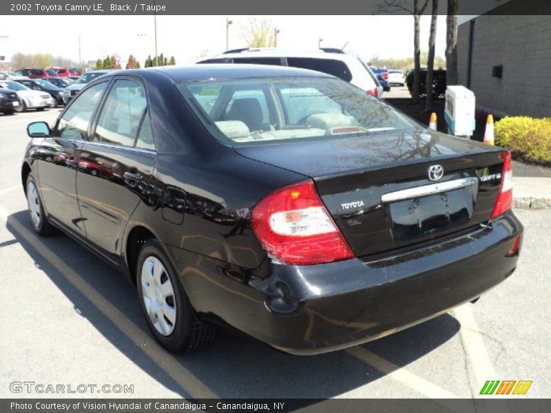Black / Taupe 2002 Toyota Camry LE