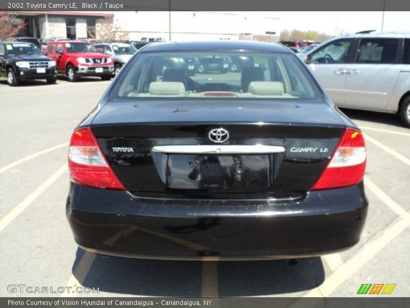 Black / Taupe 2002 Toyota Camry LE