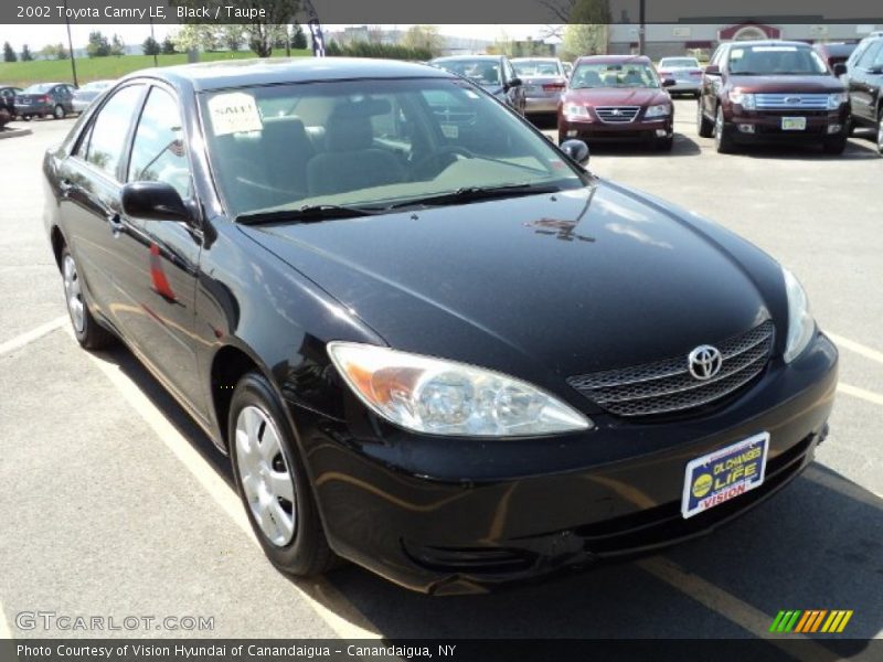Black / Taupe 2002 Toyota Camry LE