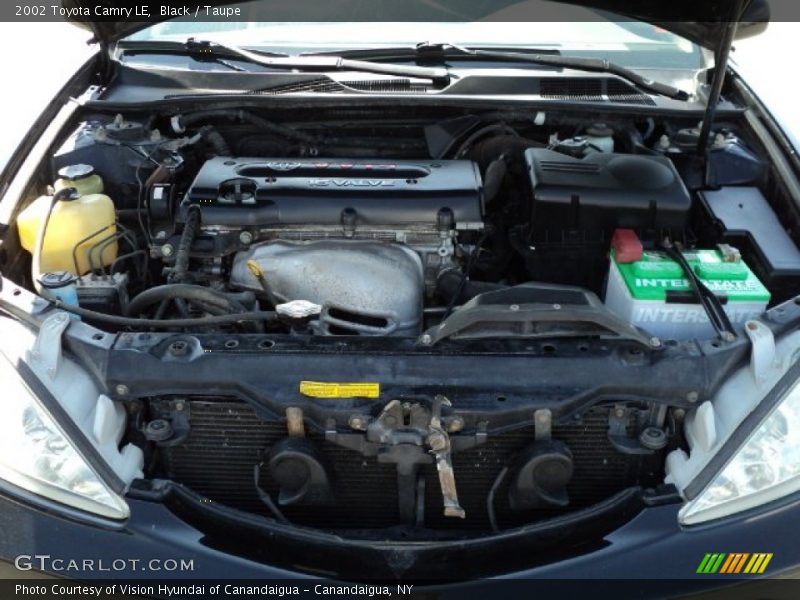 Black / Taupe 2002 Toyota Camry LE