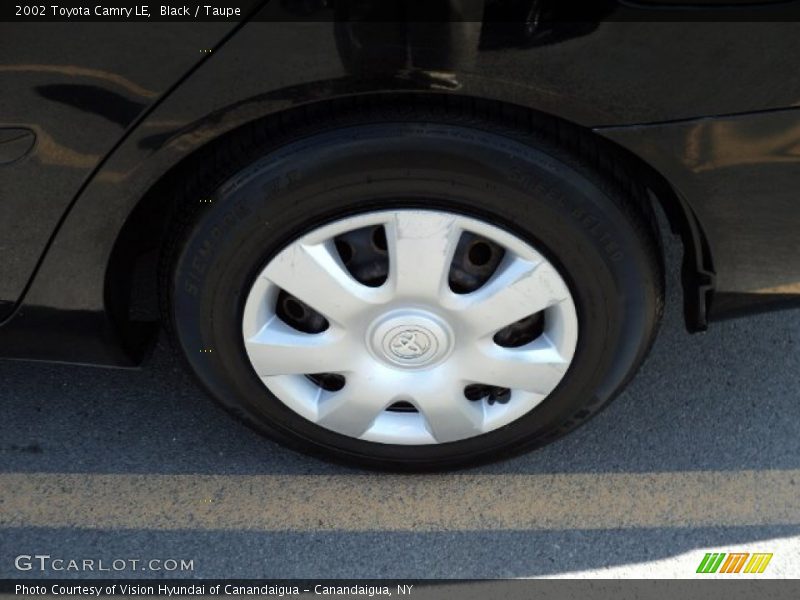 Black / Taupe 2002 Toyota Camry LE