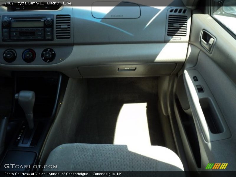 Black / Taupe 2002 Toyota Camry LE