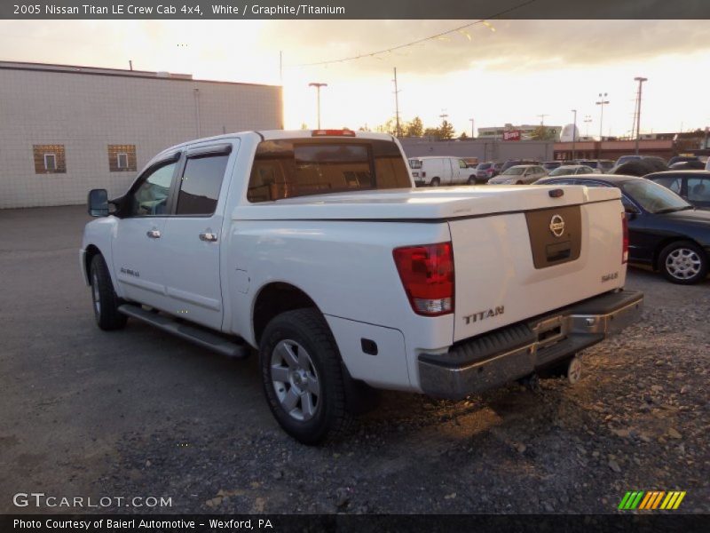 White / Graphite/Titanium 2005 Nissan Titan LE Crew Cab 4x4