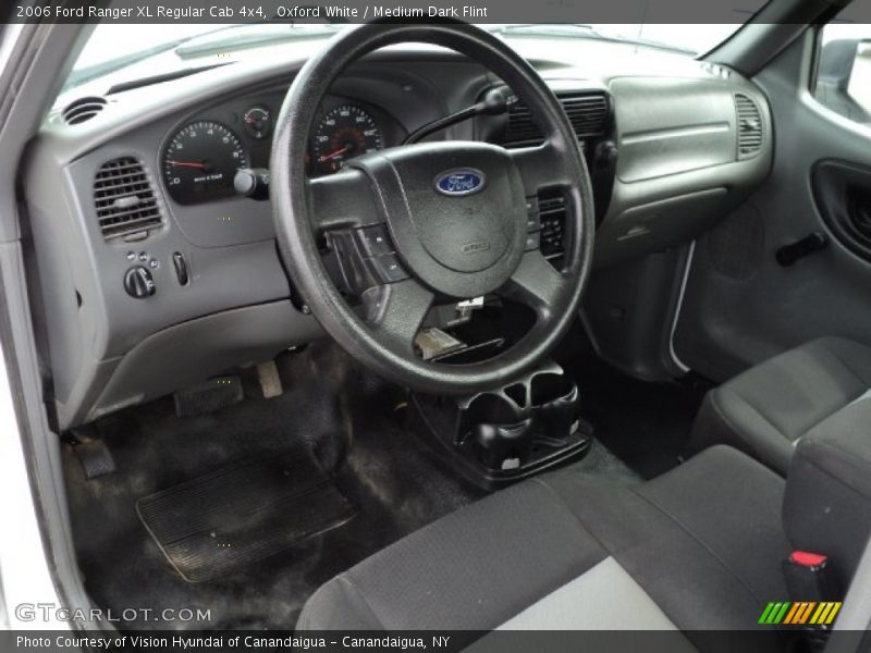 Oxford White / Medium Dark Flint 2006 Ford Ranger XL Regular Cab 4x4