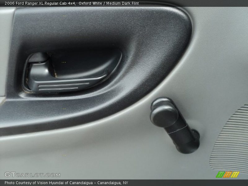 Oxford White / Medium Dark Flint 2006 Ford Ranger XL Regular Cab 4x4